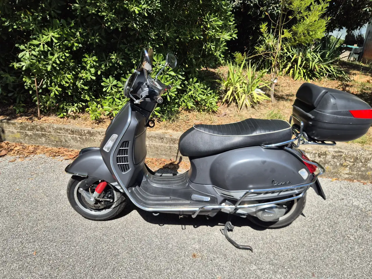 Vespa GTS 300