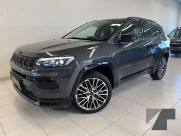 Summit Mild-Hybrid FWD