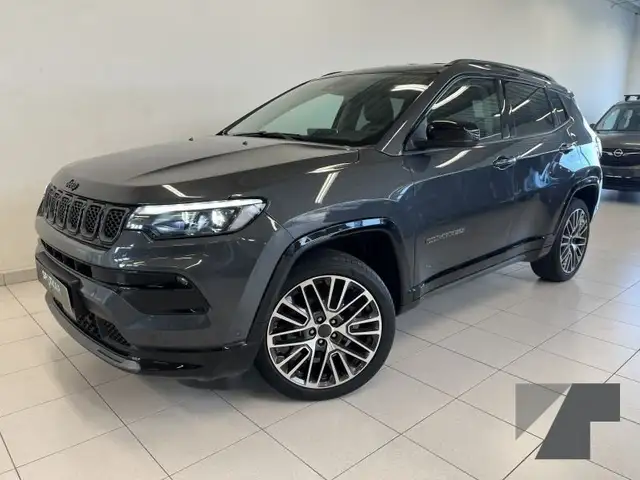 Jeep Compass Summit Mild-Hybrid FWD