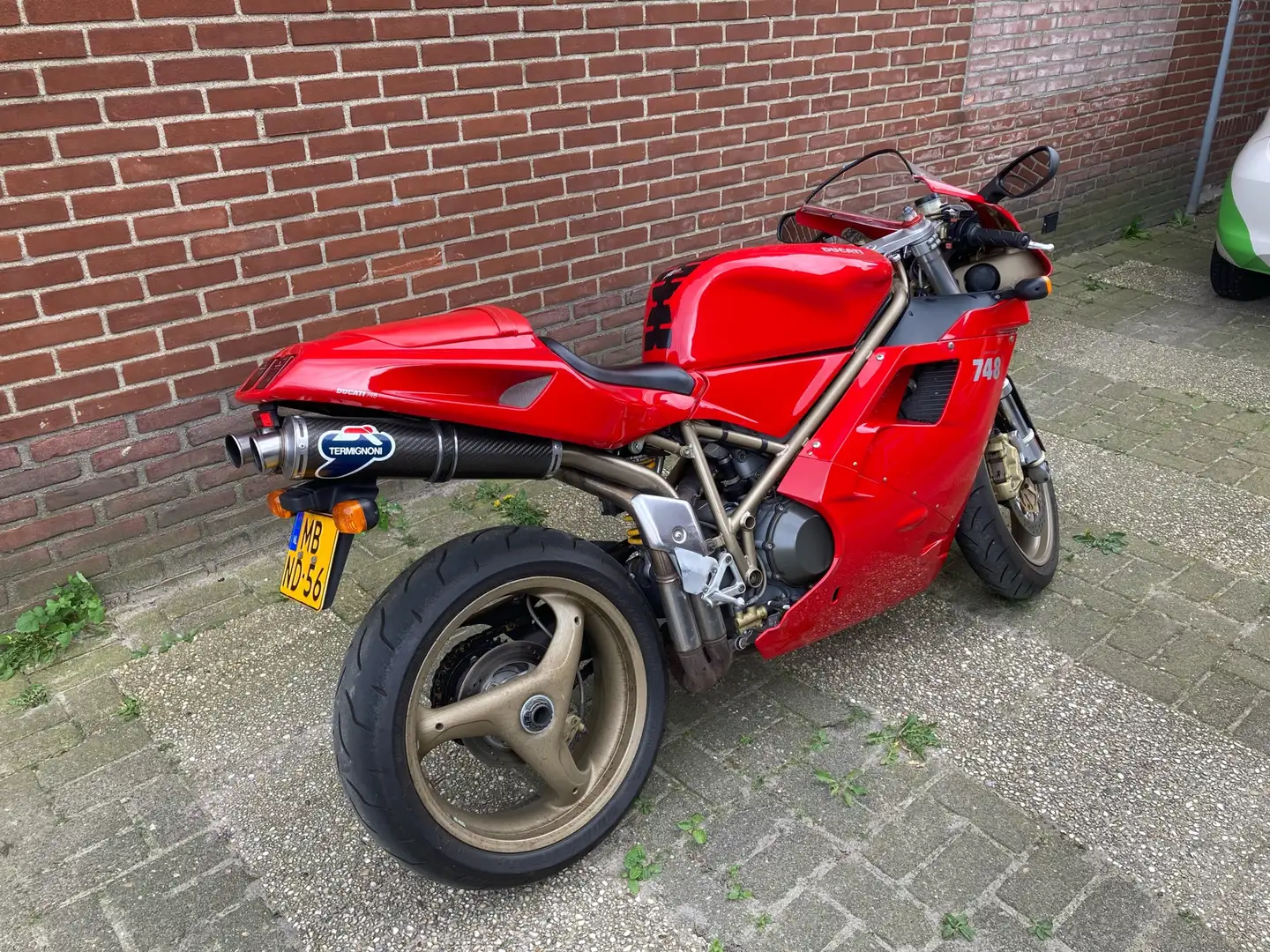 Ducati 748 Rood - 2