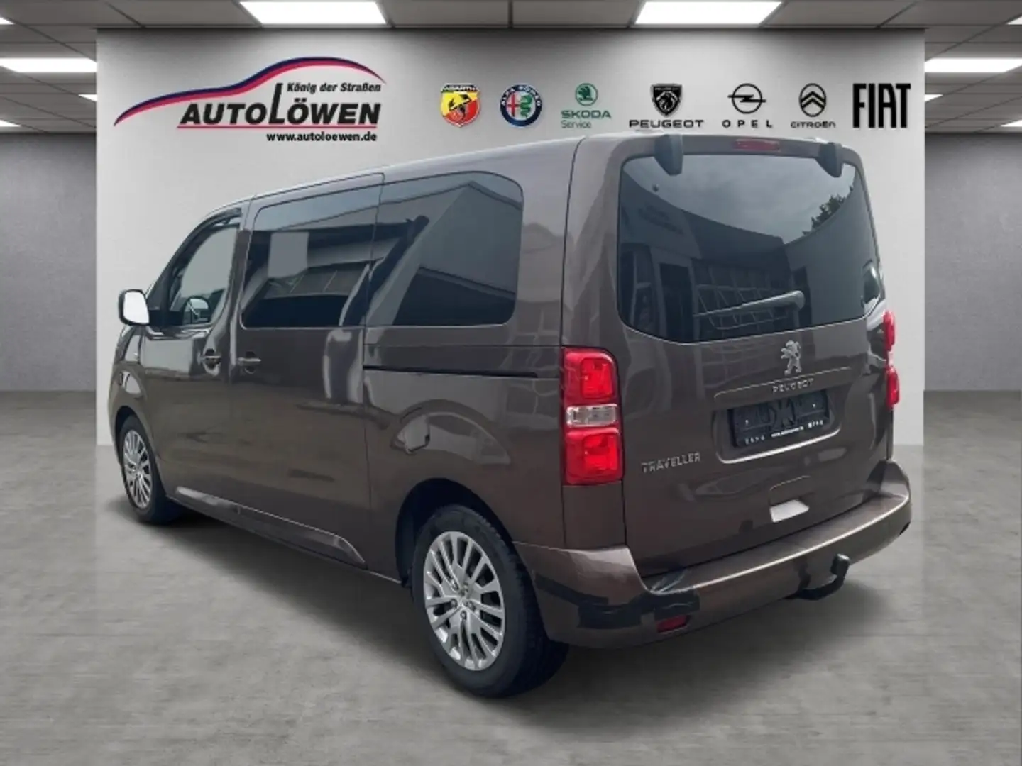Peugeot Traveller 2.0 BlueHDi 150 FAP L2 Active S&S. Braun - 2