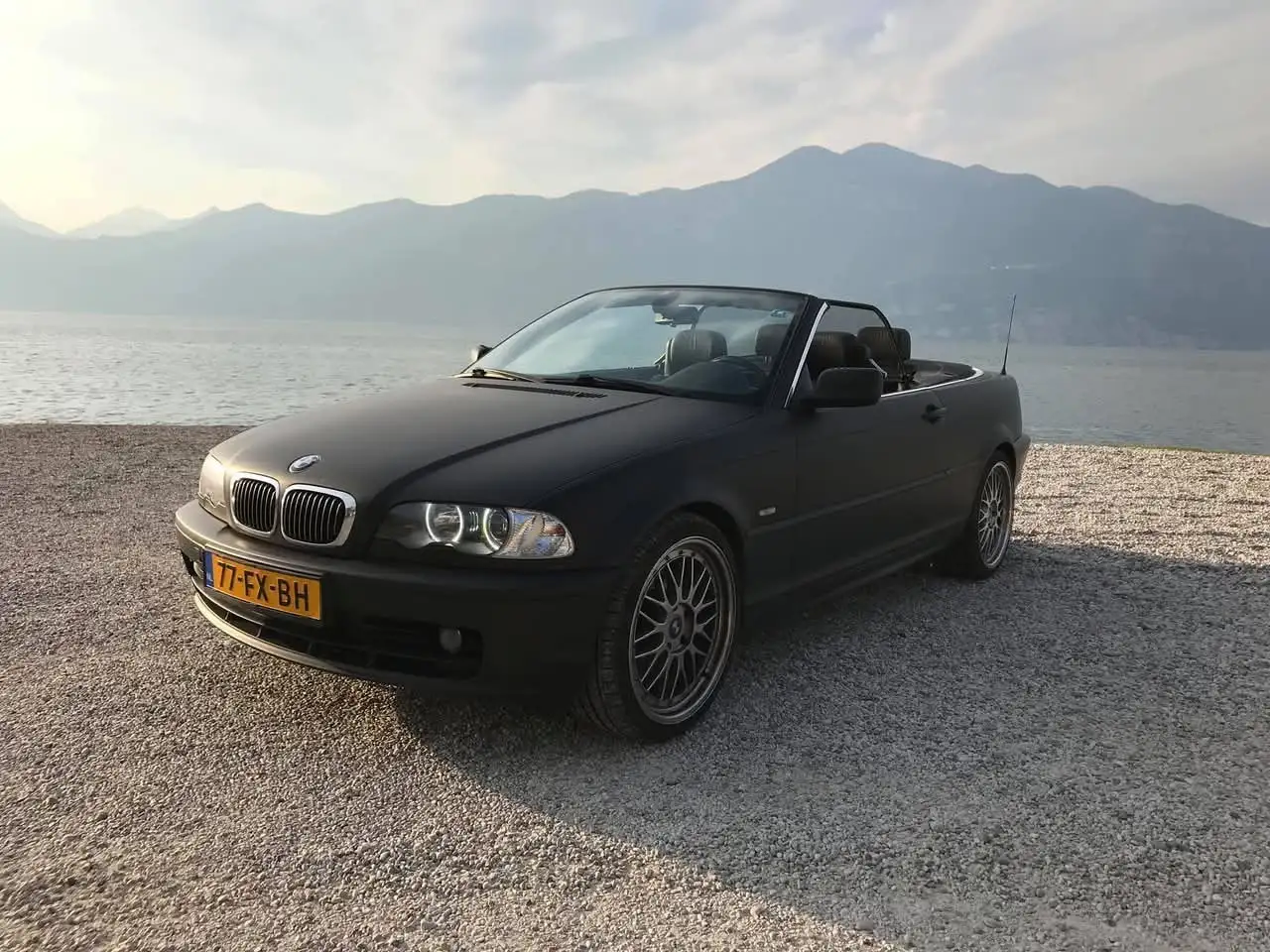 BMW 330