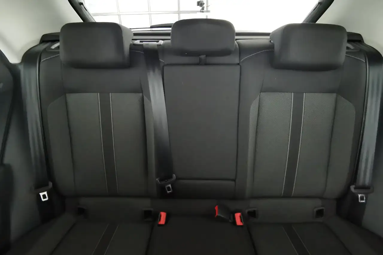 Volkswagen T-Roc 1.0 TSI Life Navi|SHZG|CarPlay|ParkAs|LED LED Navi 15