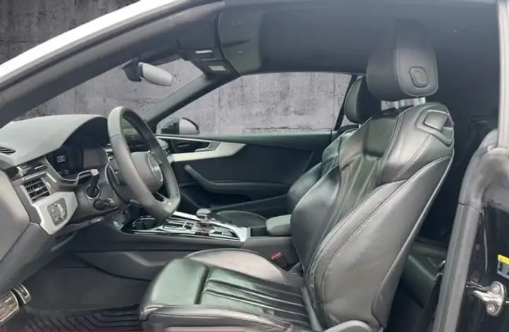 Audi A5 cabrio S line 40 TFSI 6 vel. 2022, foto 8