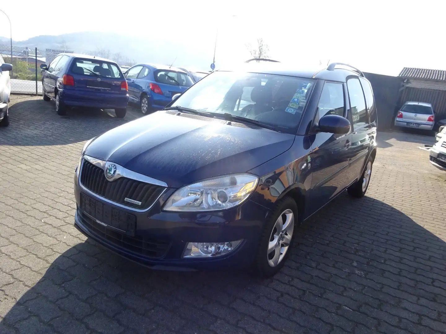 Skoda Roomster 1.2 TDI tüv neu !Euro5 Tempomat Klima Blau - 2