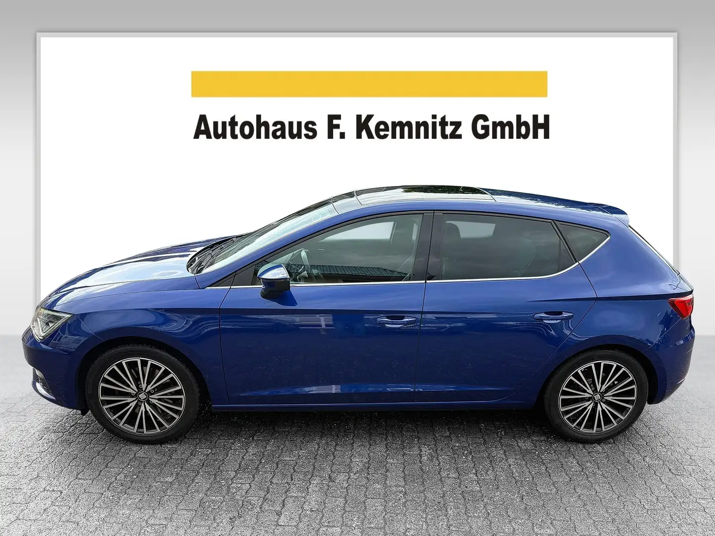 SEAT Leon Xcellence / LED / Panodach / Keyless / AHK / DAB Blau - 1