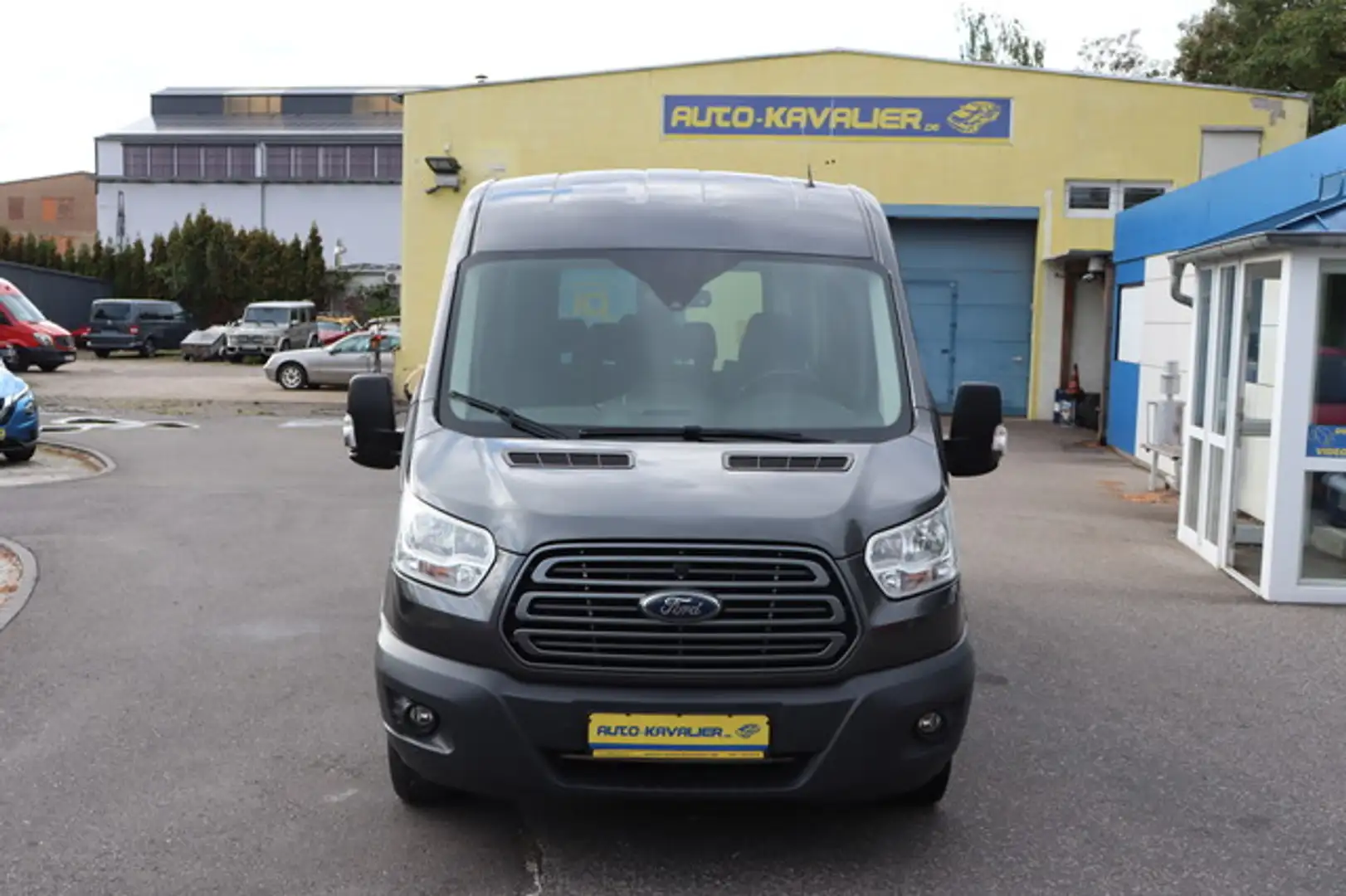 Ford Transit 9-Sitzer * Rückfahrk. * Anhängerk. Gris - 2