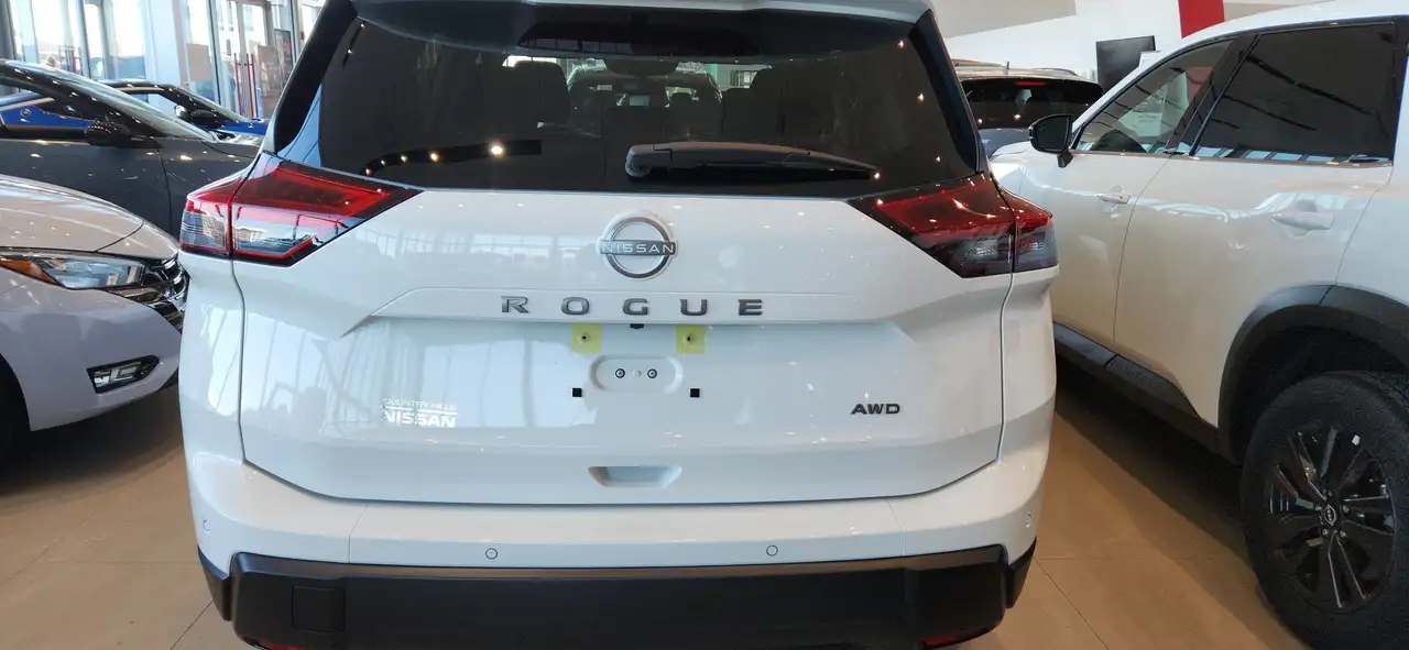 Nissan Rogue снимка Nissan Rogue