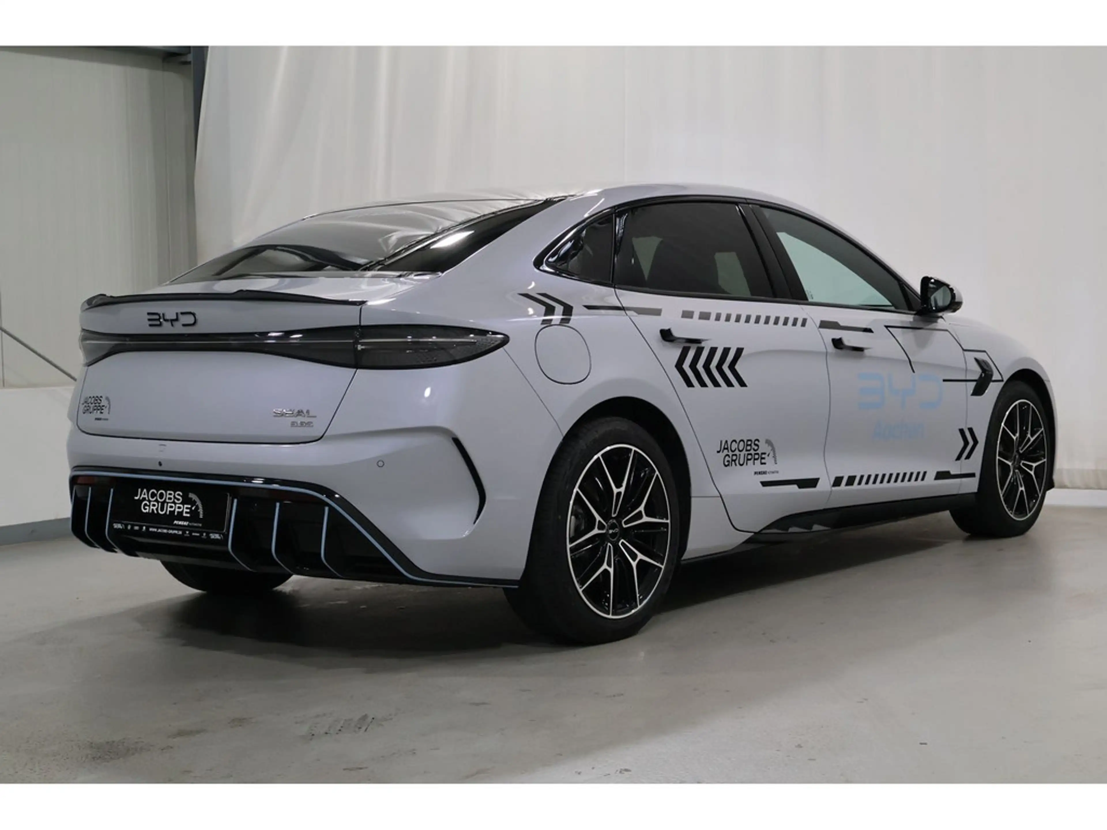 BYD Seal Excellence 2026 — photo 3