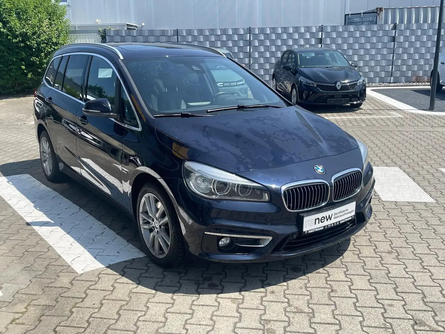 BMW 220 i Gran Tourer Schwarz - 1
