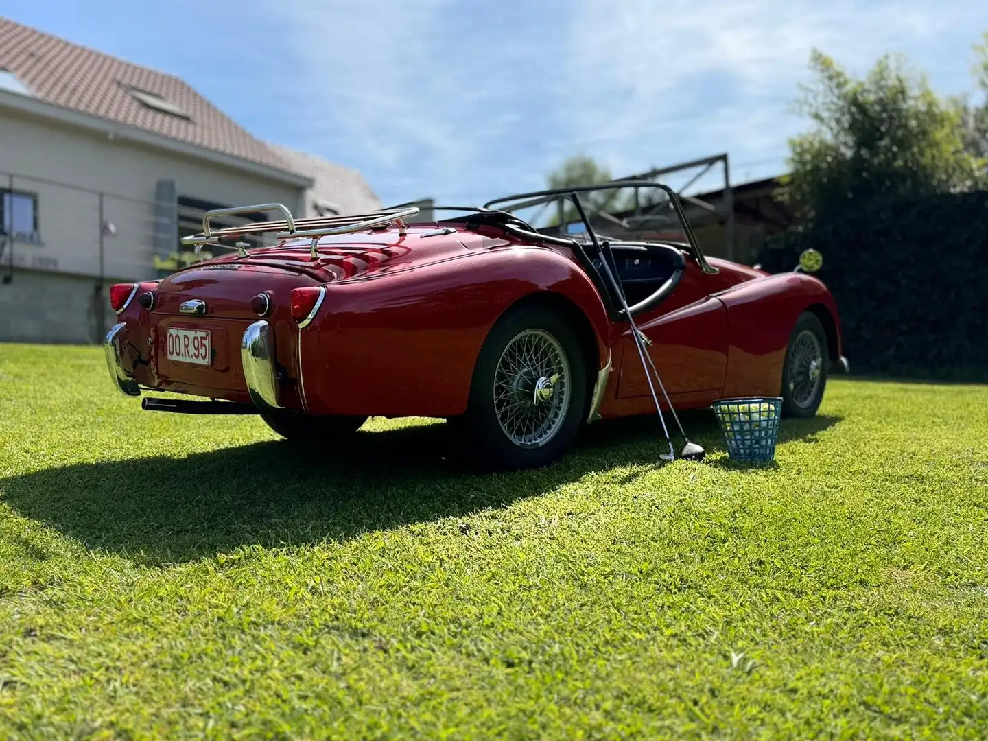 Triumph TR3 2L Rot - 2