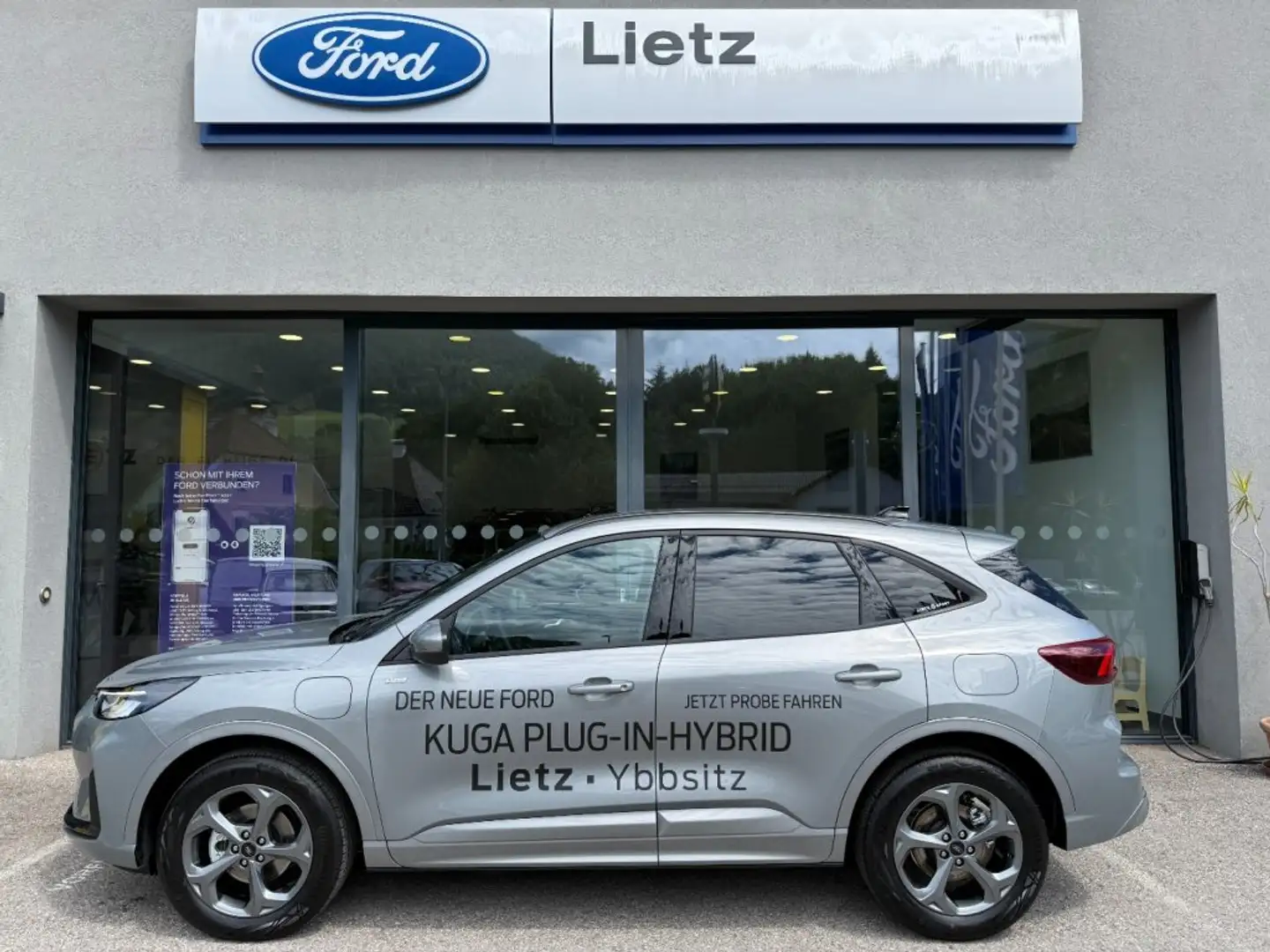 Ford Kuga ST LINE 2,5PHEV Grau - 1