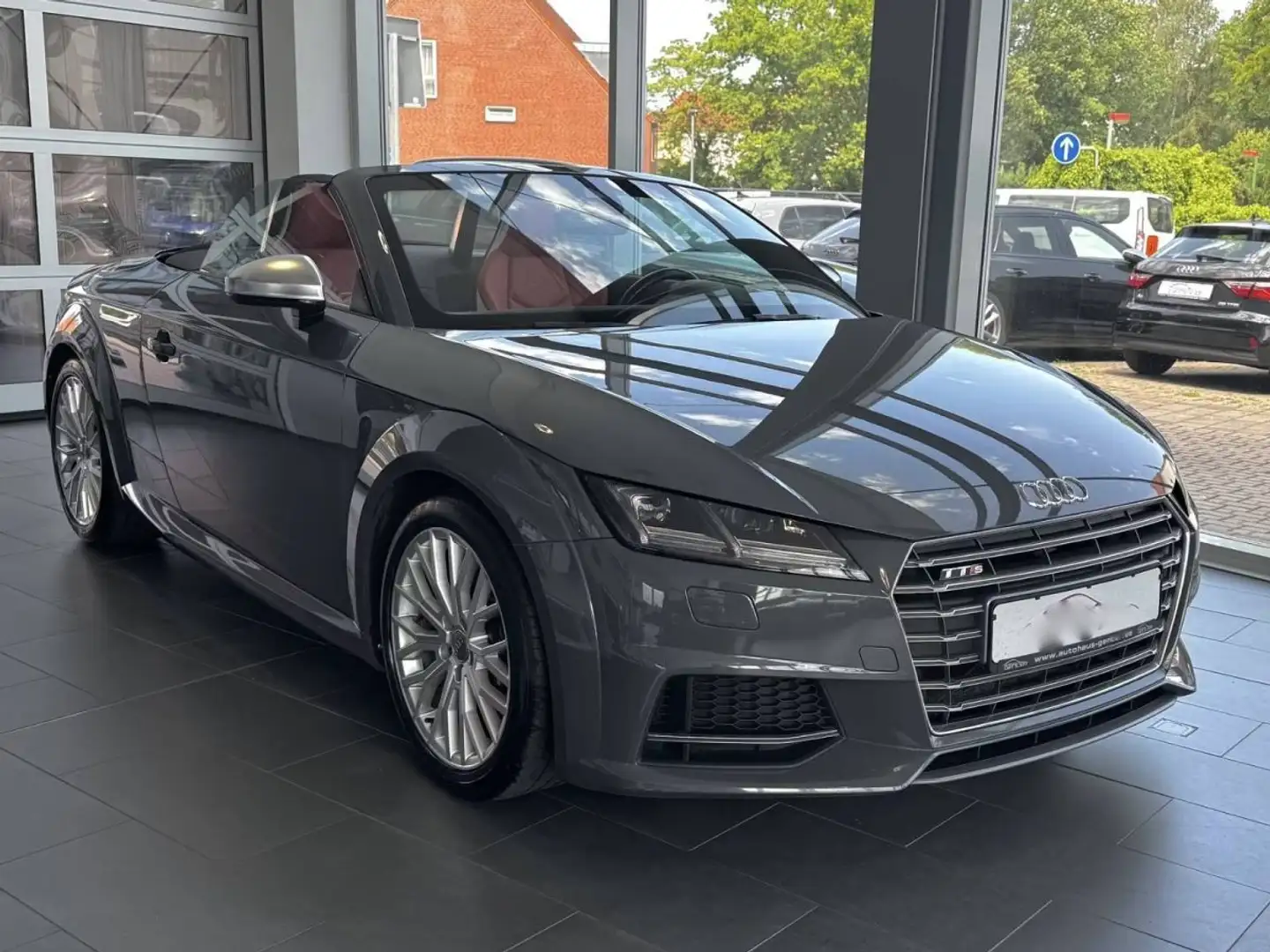 Audi TTS Roadtser III 2.0 TFSI 310ch quattro S tronic 6 Gris - 2
