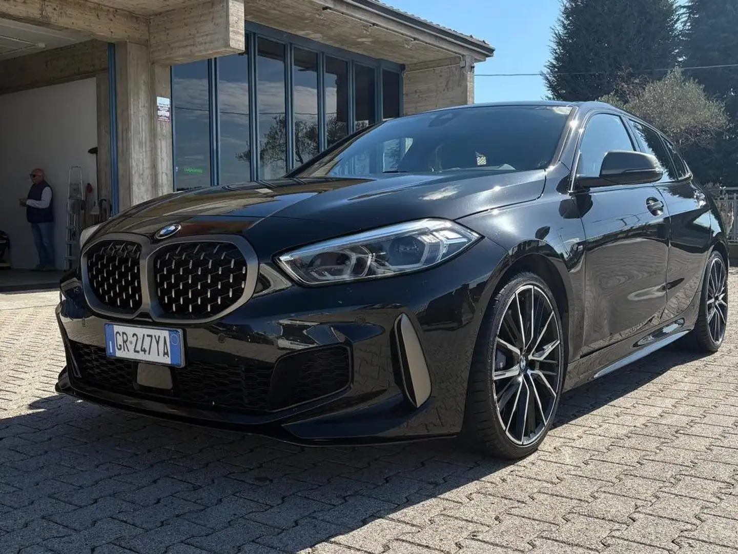 BMW 135 Serie 1 F40 M 135i xdrive auto Nero - 1