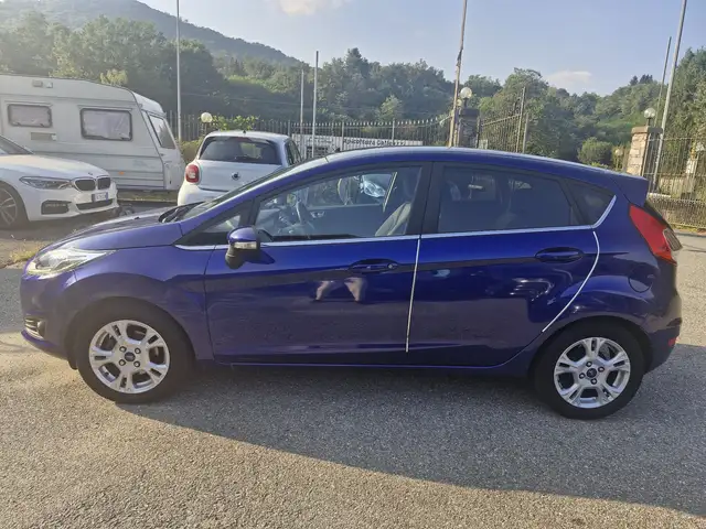 Ford Fiesta view 8
