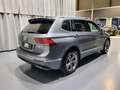 Volkswagen Tiguan Allspace 2.0TSI R-Line 4M 7-Sitze *TOP Ausstattung* Grau - thumbnail 4