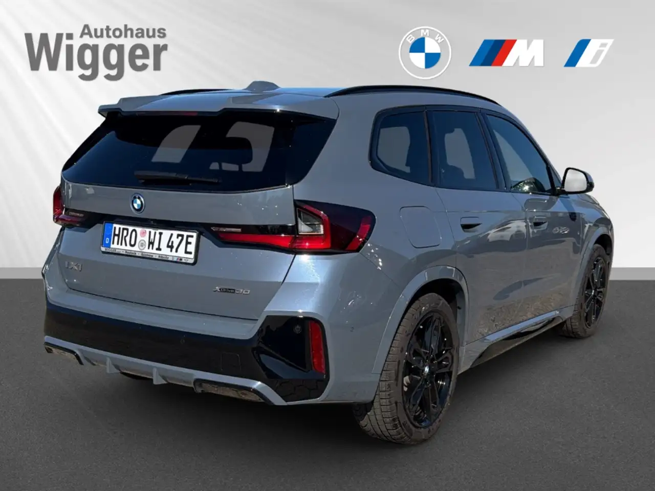BMW iX1 30 xDrive/M-Sportpaket/HUD/AHK-klappbar/Leder 3