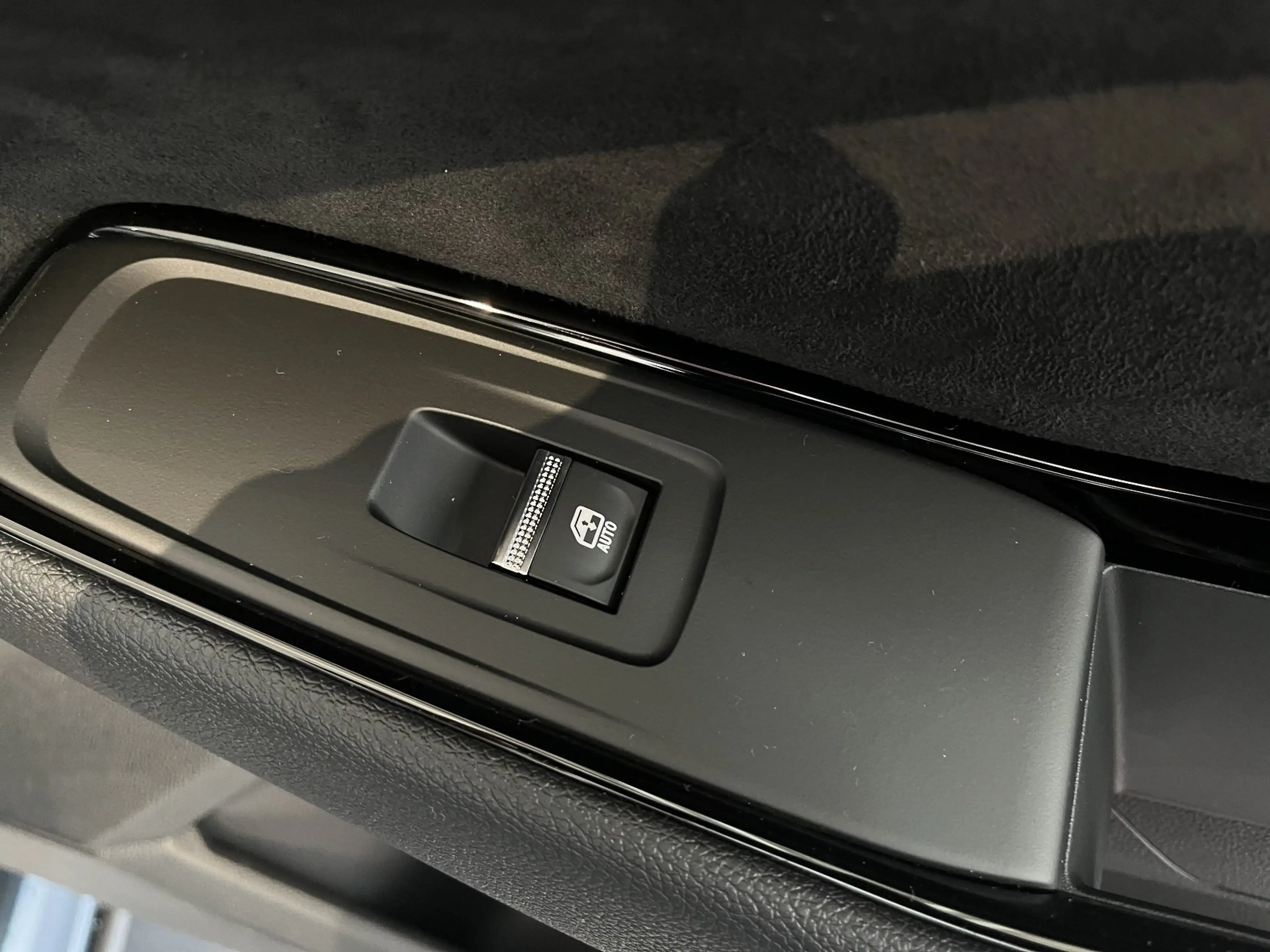 Renault Austral Esprit Alpine Full Hybrid E-Tech 200 — photo 8