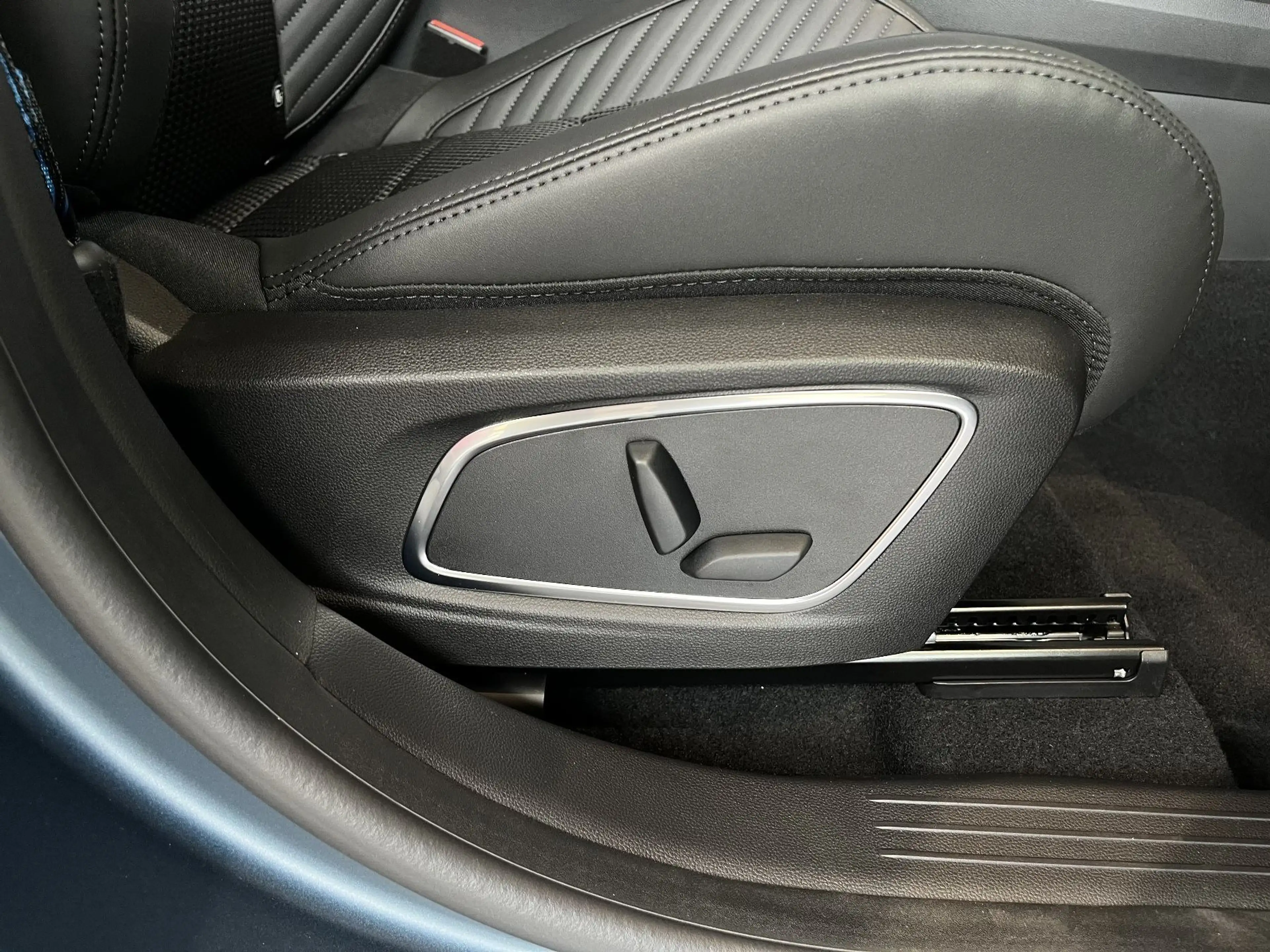 Renault Austral Esprit Alpine Full Hybrid E-Tech 200 — photo 7