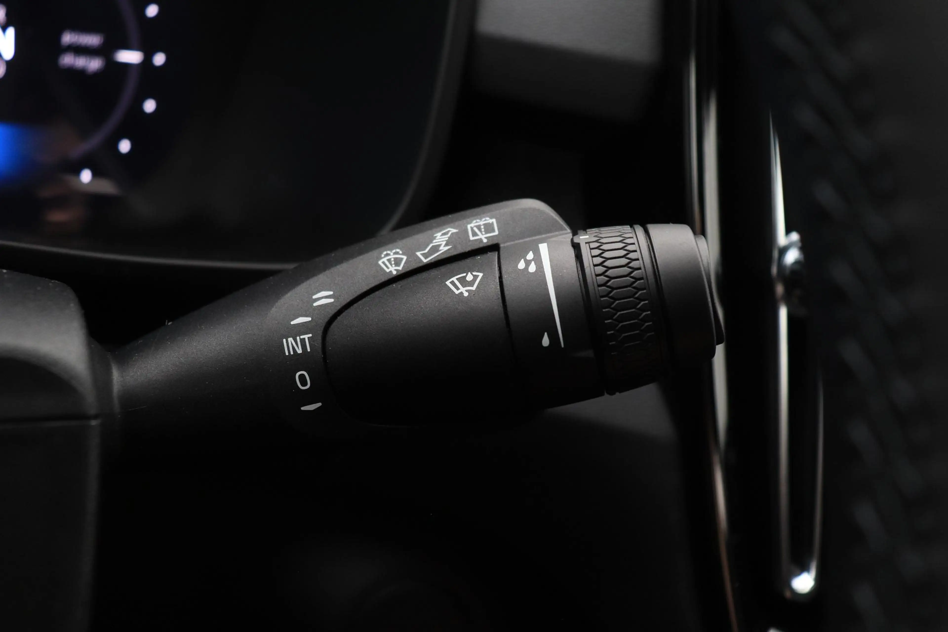Volvo EX40 Single Motor Extended Range Plus 82 kWh | ACC | 36 — photo 41