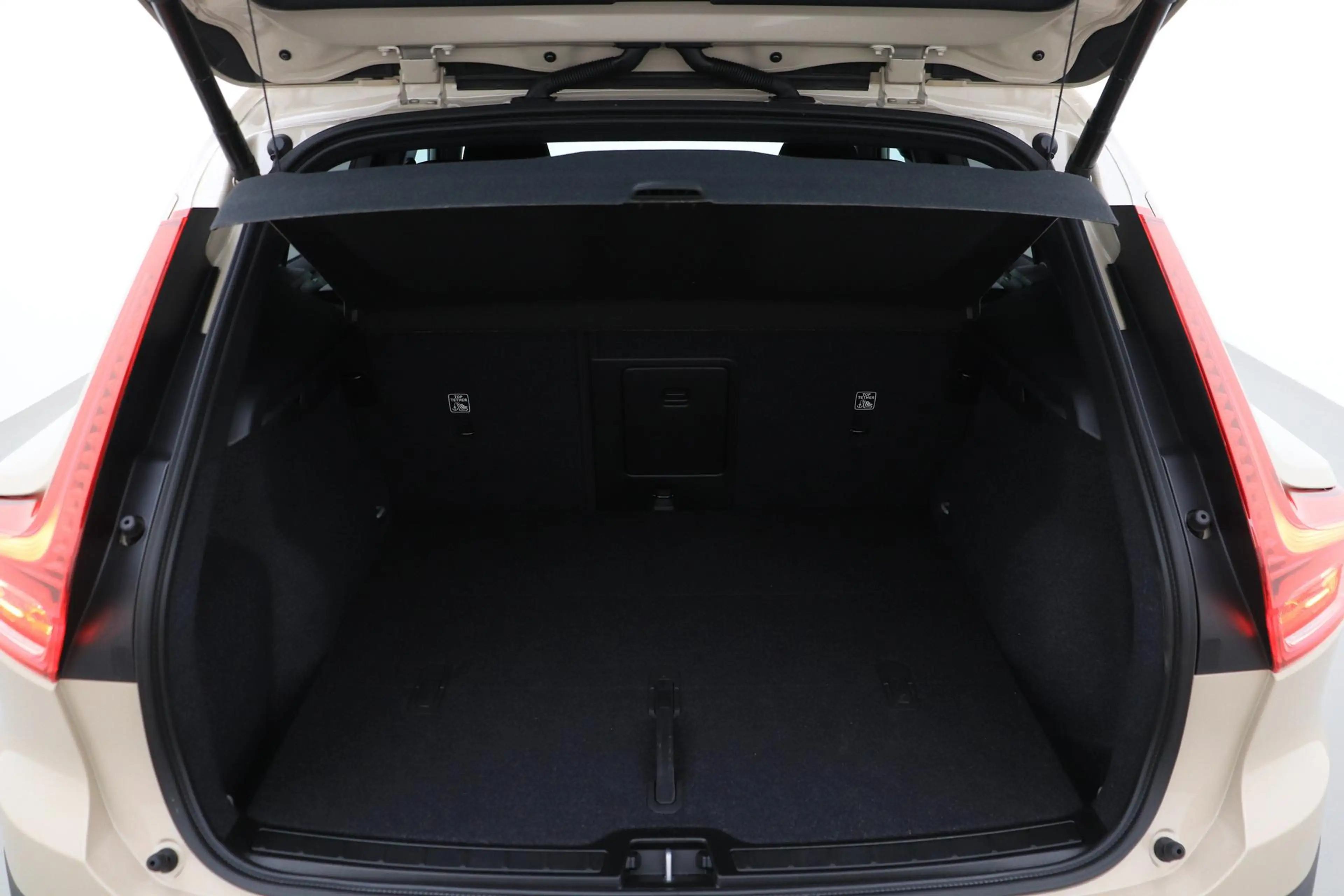 Volvo EX40 Single Motor Extended Range Plus 82 kWh | ACC | 36 — photo 48