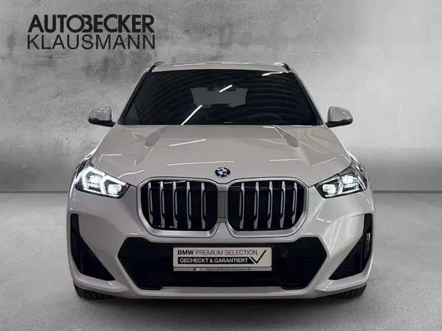 BMW X1 view 5