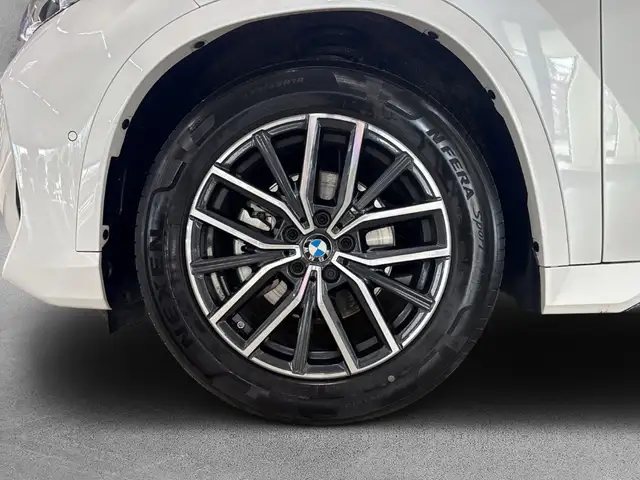 BMW X1 view 7