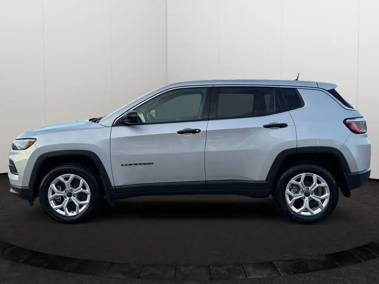 Jeep Compass photo Jeep Compass