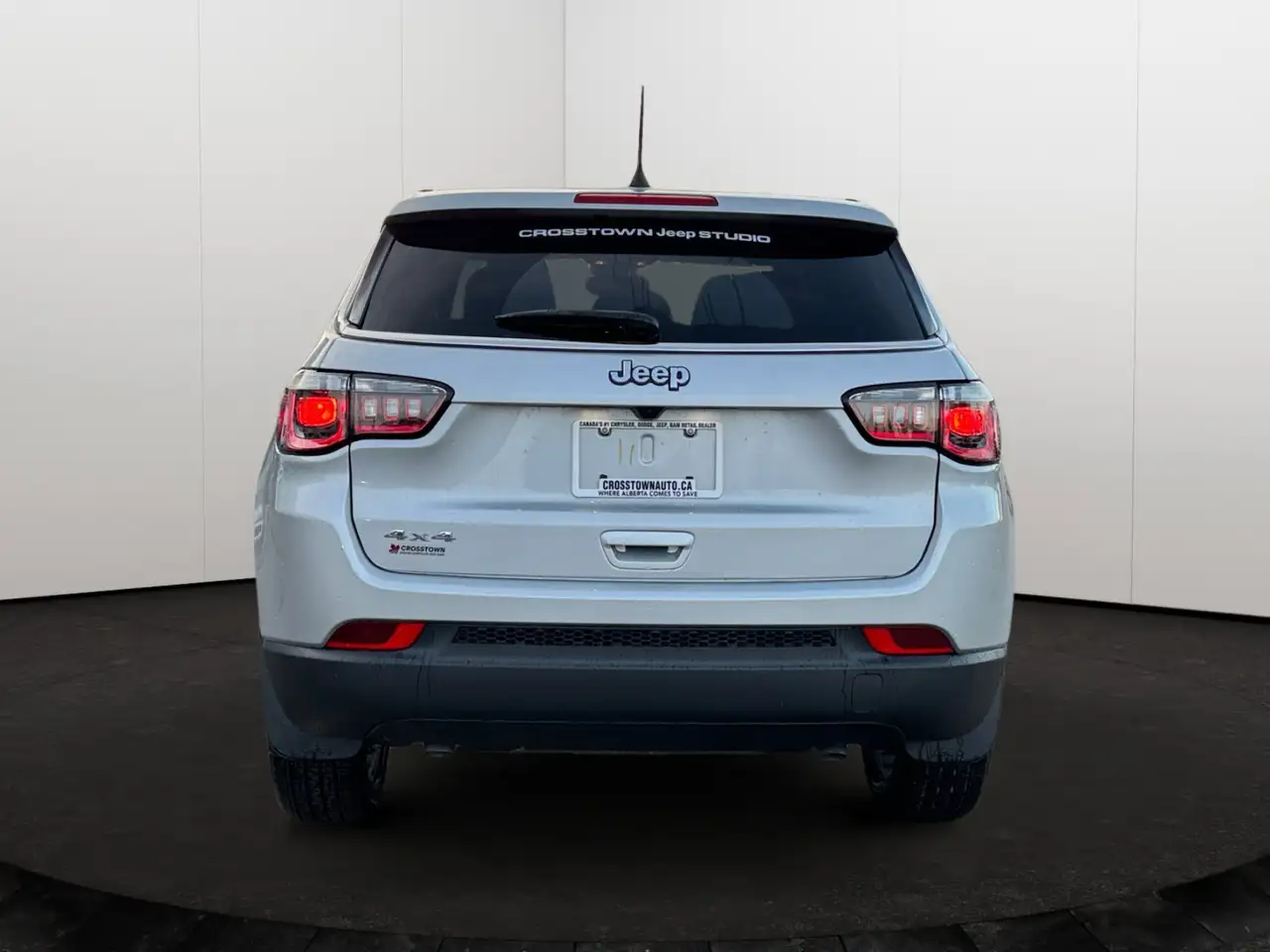 Jeep Compass photo Jeep Compass