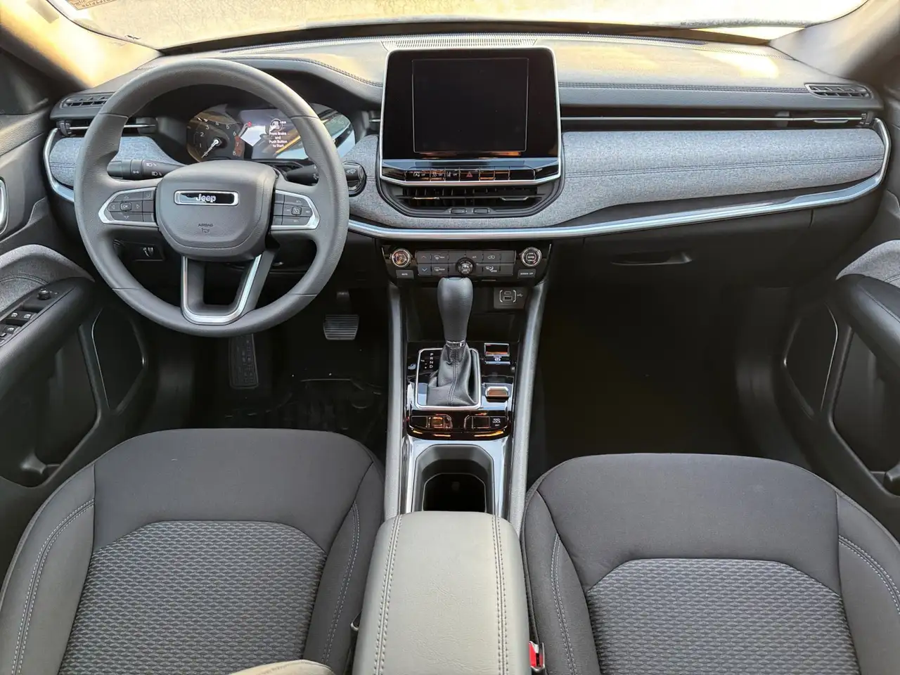 Jeep Compass photo Jeep Compass