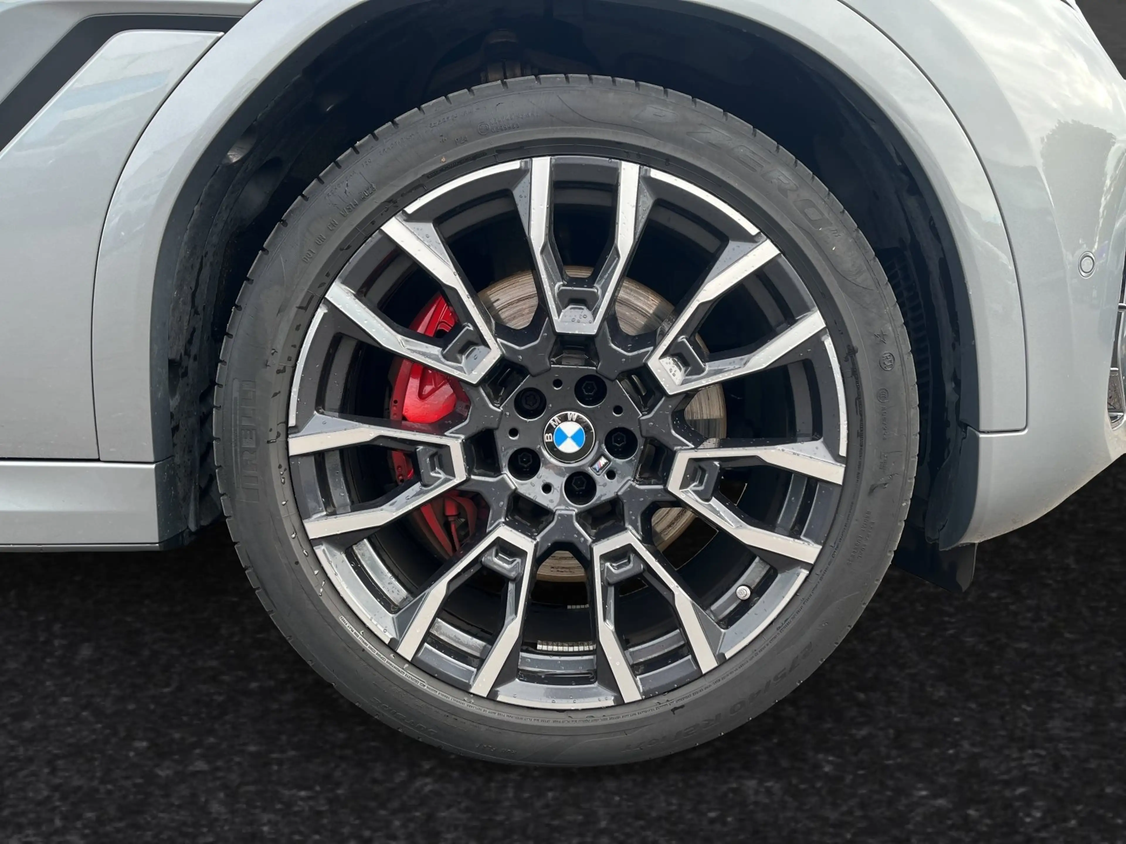 BMW X6 xDrive30d M Sport Pro|AHK|Panorama|Massage — photo 4