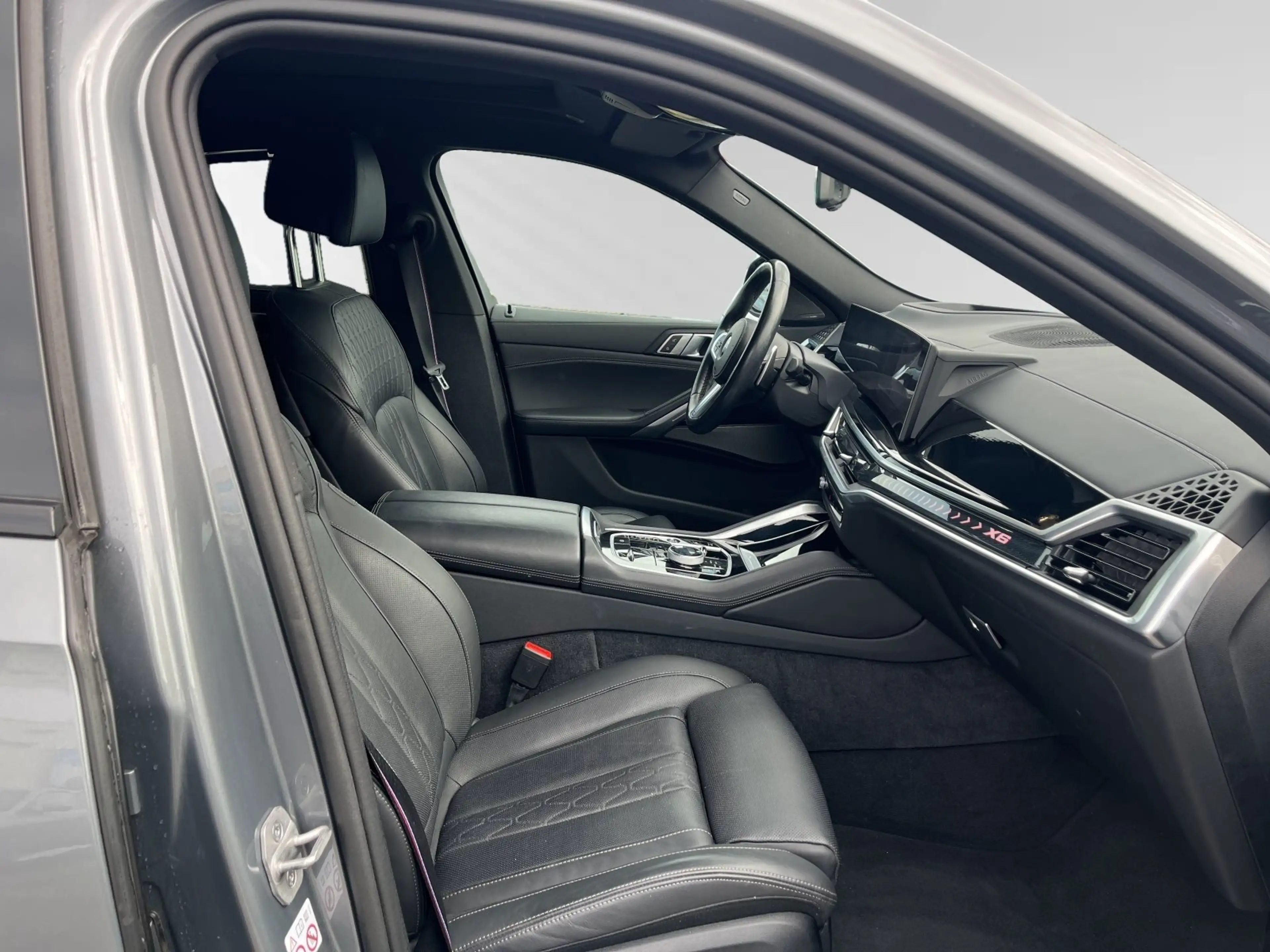 BMW X6 xDrive30d M Sport Pro|AHK|Panorama|Massage — photo 8