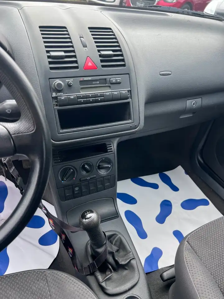 Volkswagen Polo 1.0 BASIS, foto 9
