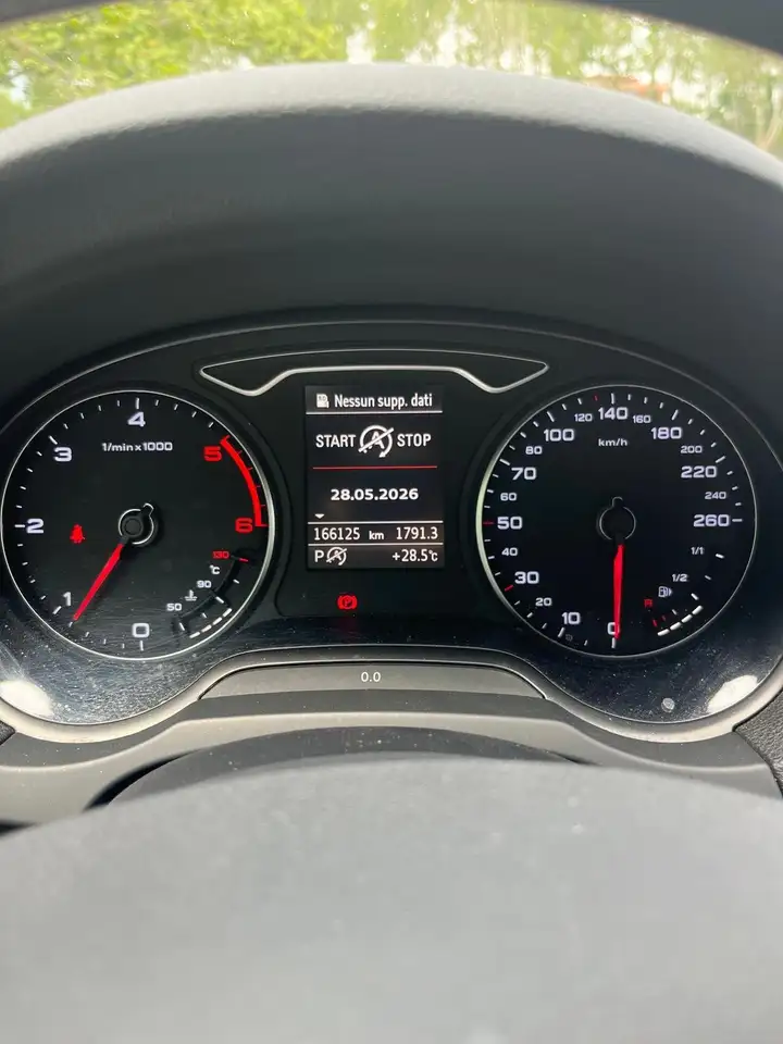 Audi A3 5p 1.9 tdi Attraction 110cv auto, foto 2