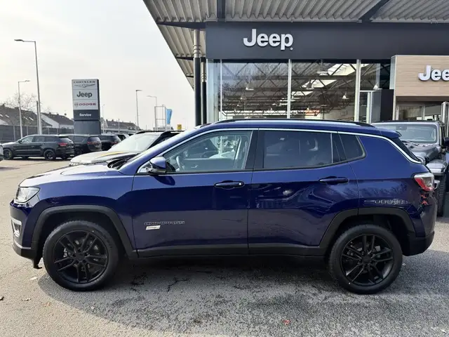 Jeep Compass view 6