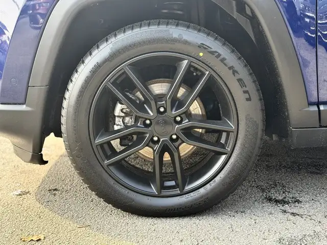 Jeep Compass view 5