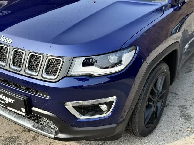 Jeep Compass view 4