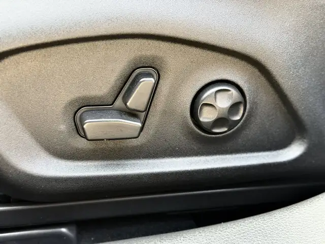 Jeep Compass view 13