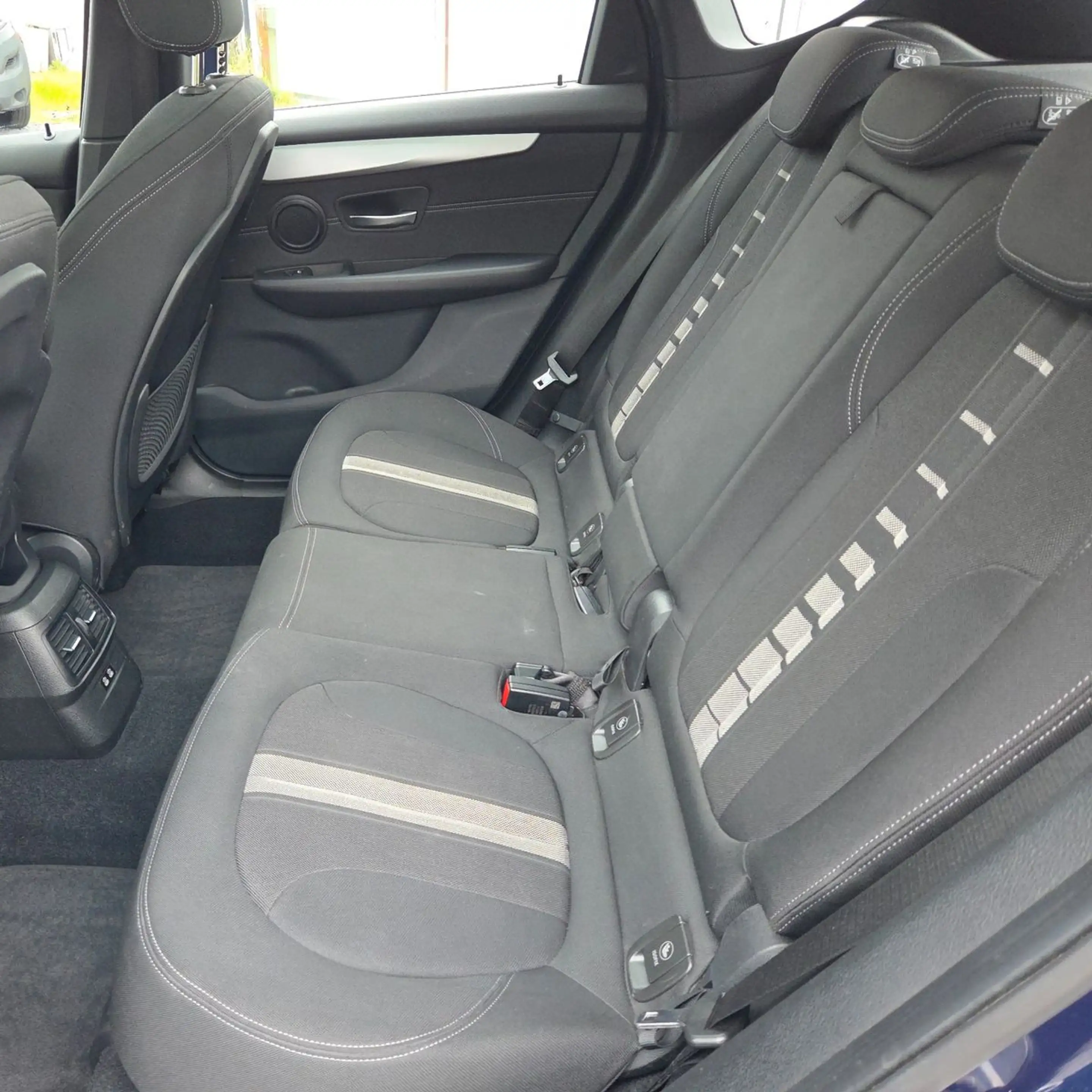 BMW 218 Pano LED CAM Navi PDC StHzg HuD — photo 18