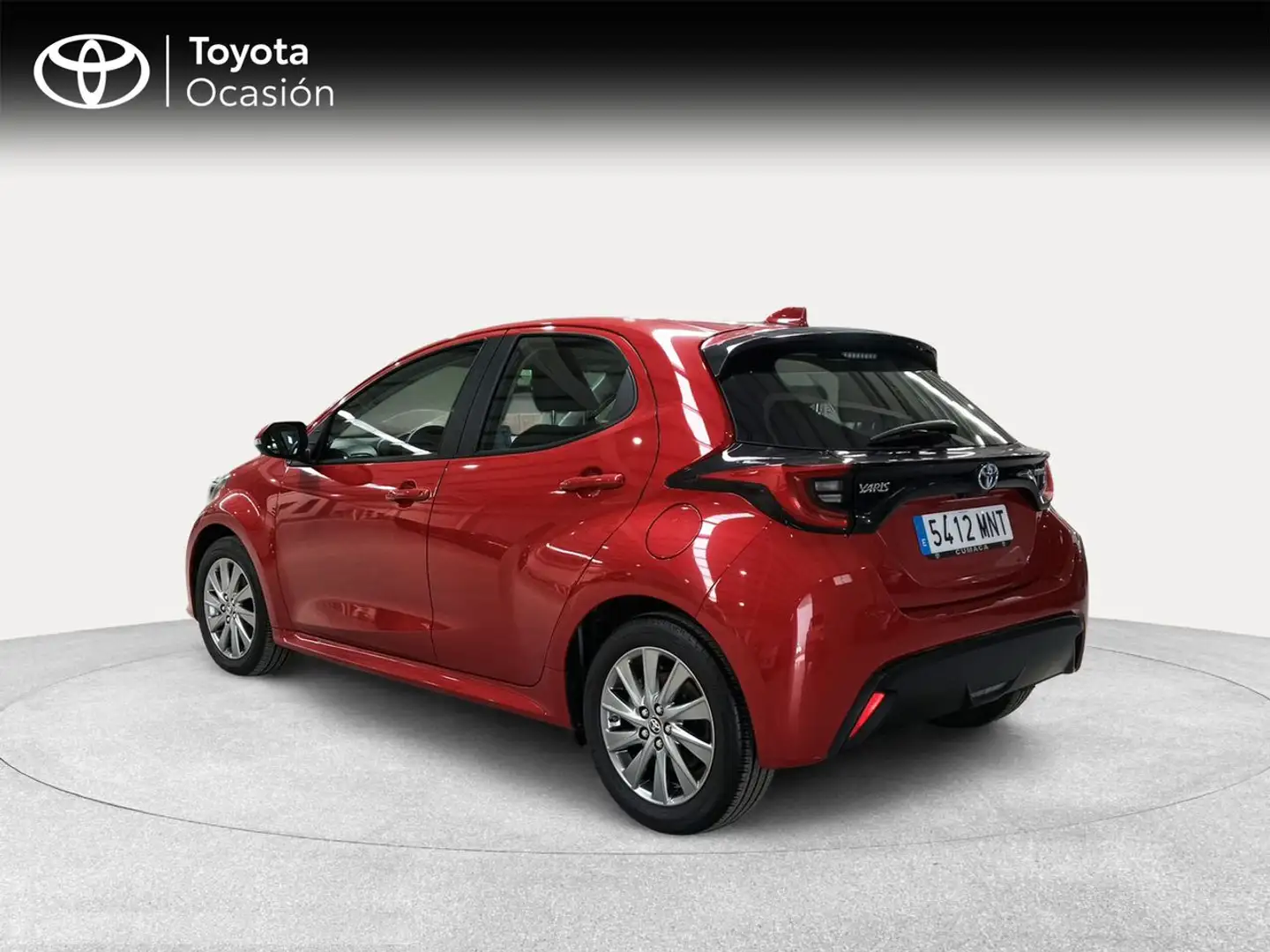 Toyota Yaris 1.5 120H Active Tech Rojo - 2