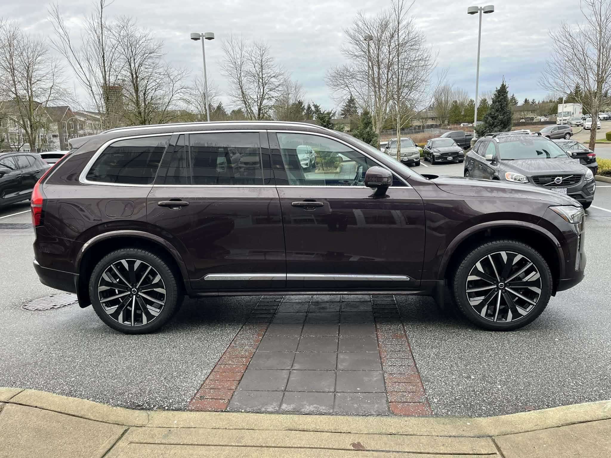 2025 Volvo XC90 2025.5 T8 AWD Ultra Bright Theme 6-Seater thumb 6