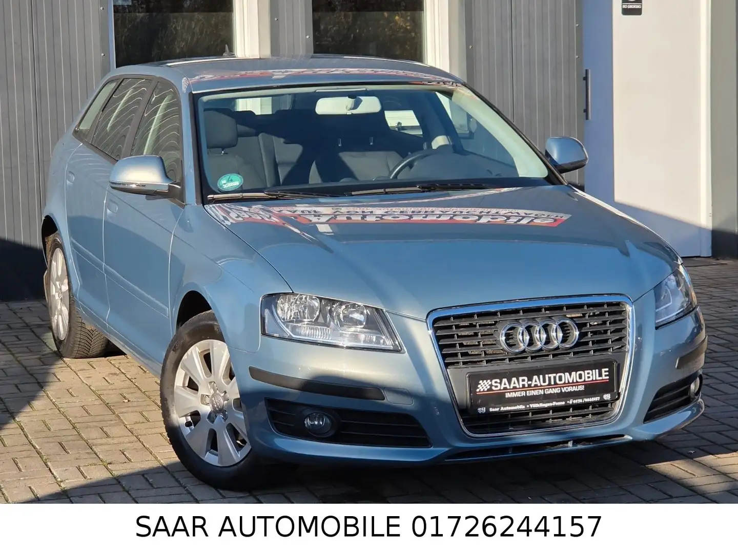 Audi A3 Sportback 1.6 Attraction AUTOMATIK Blau - 1