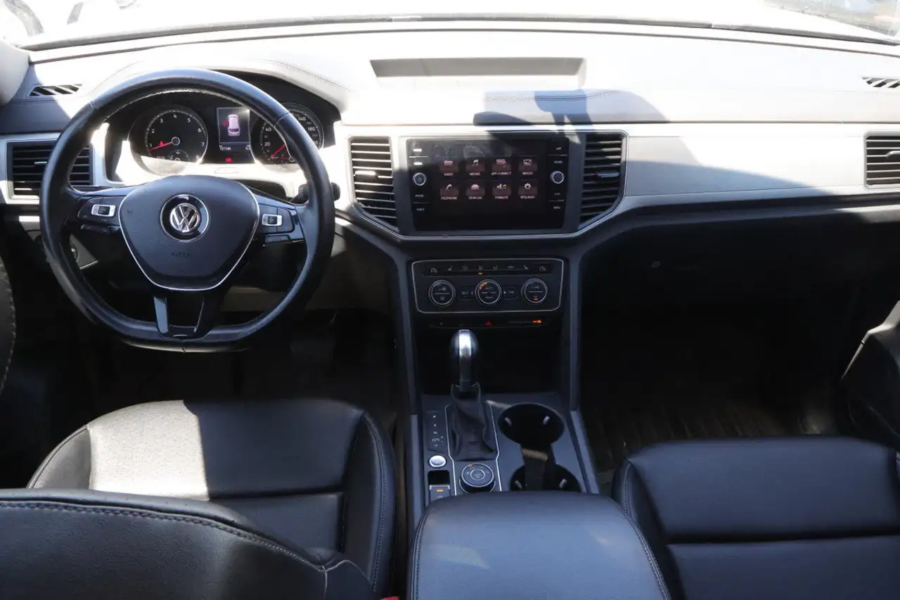Volkswagen Atlas снимка Volkswagen Atlas