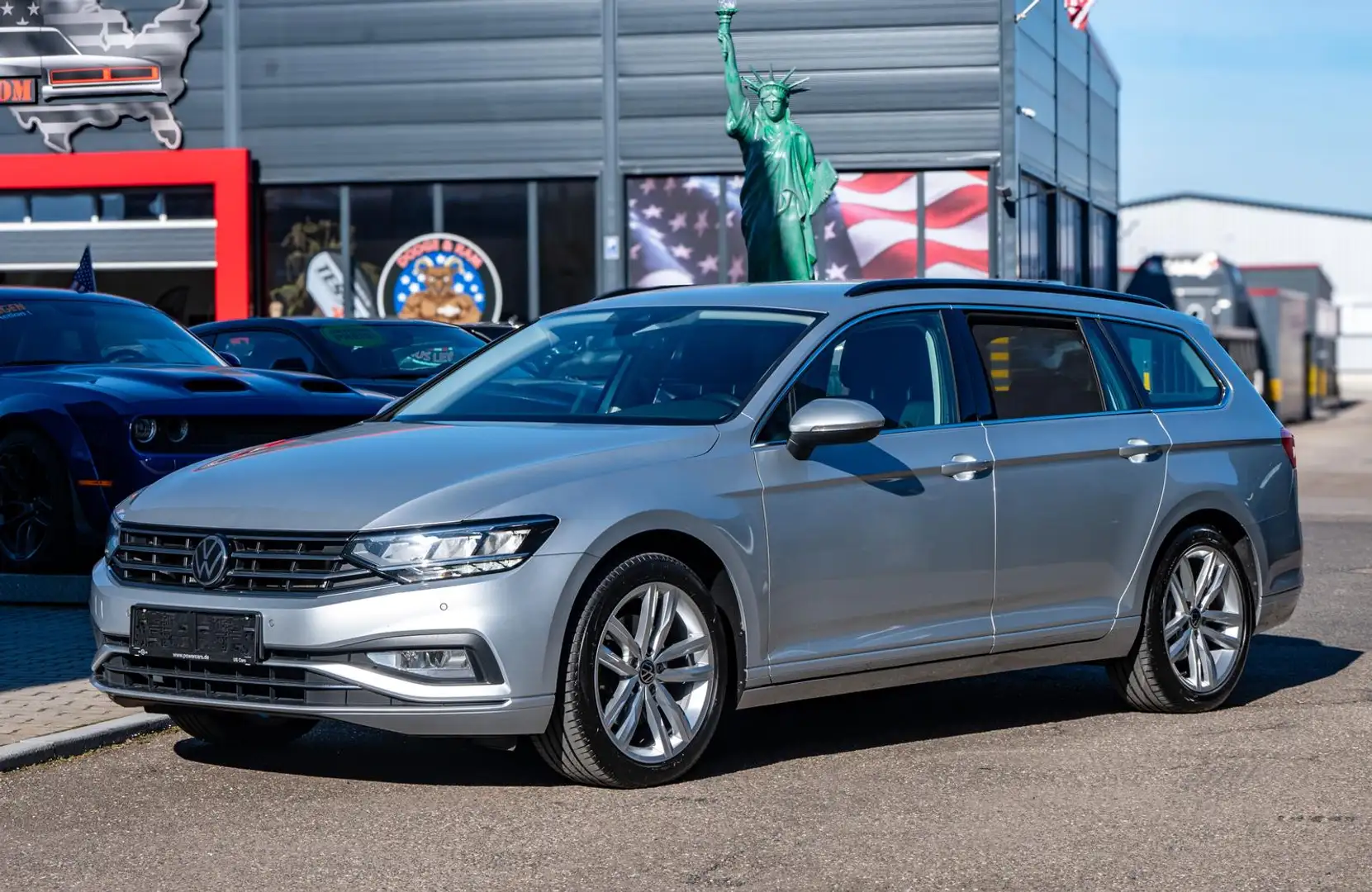 Volkswagen Passat Variant 1.5 TSI Business,LPG,AHK Argent - 2