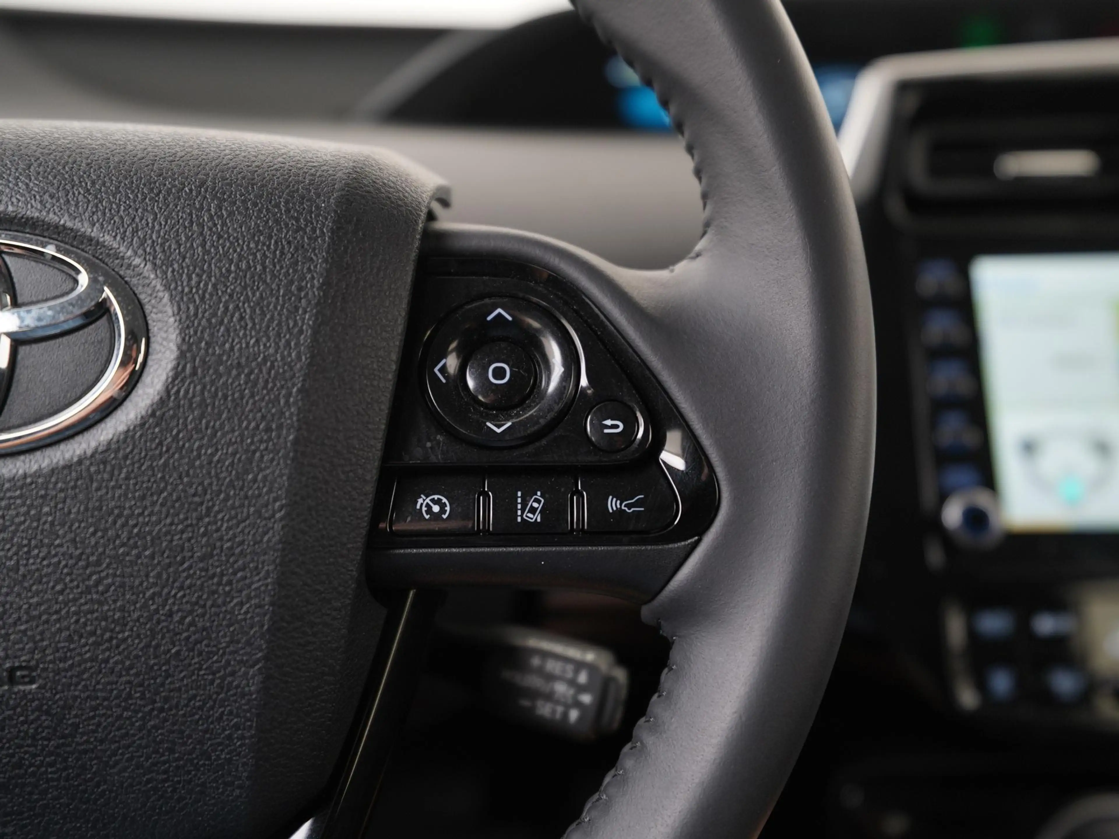 Toyota Prius 1.8 Plug-in Dynamic | Zondag Open! — photo 9