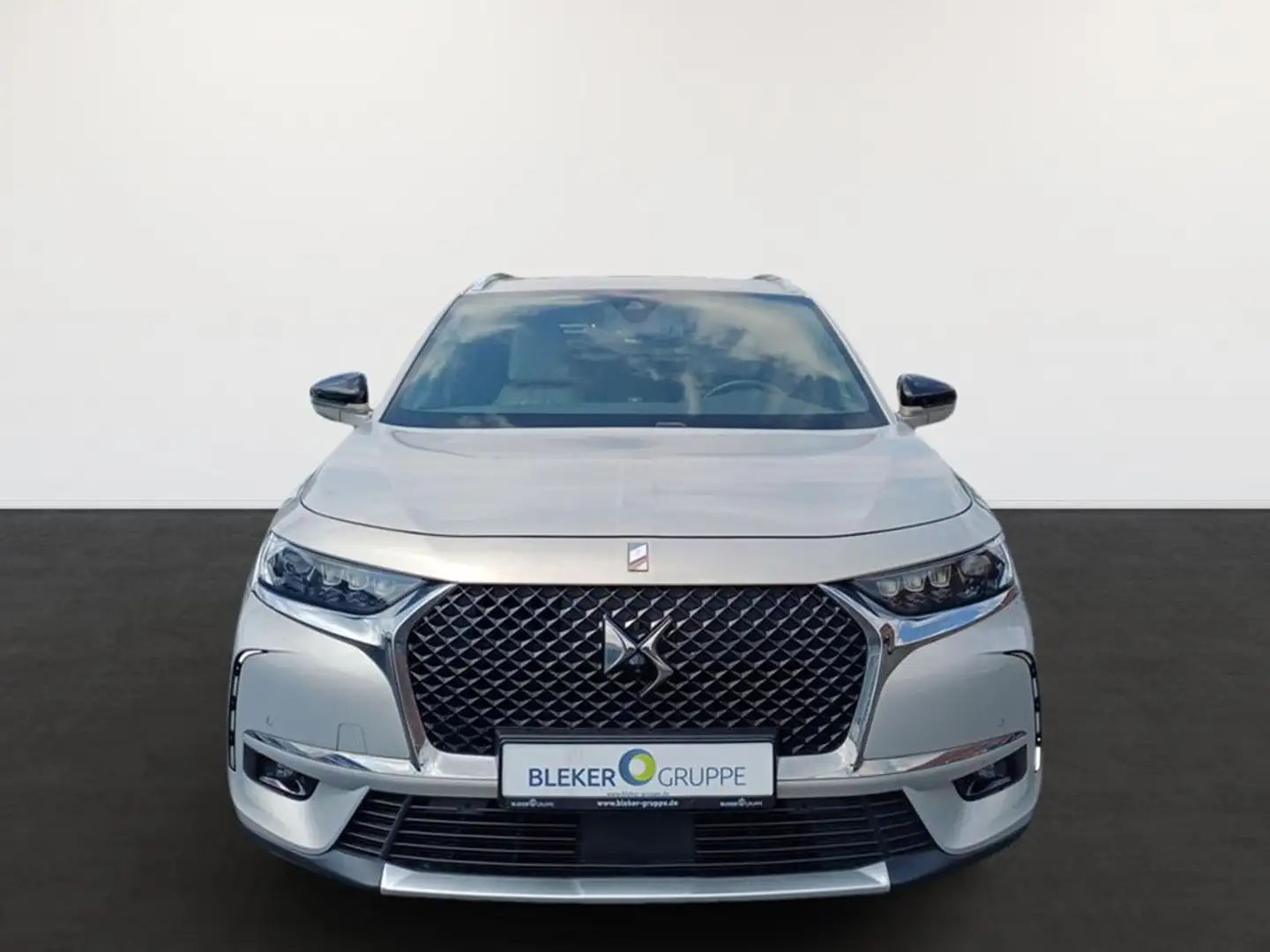 DS Automobiles DS 7 Crossback E-Tense 4x4 300 Be Chic Gris - 2