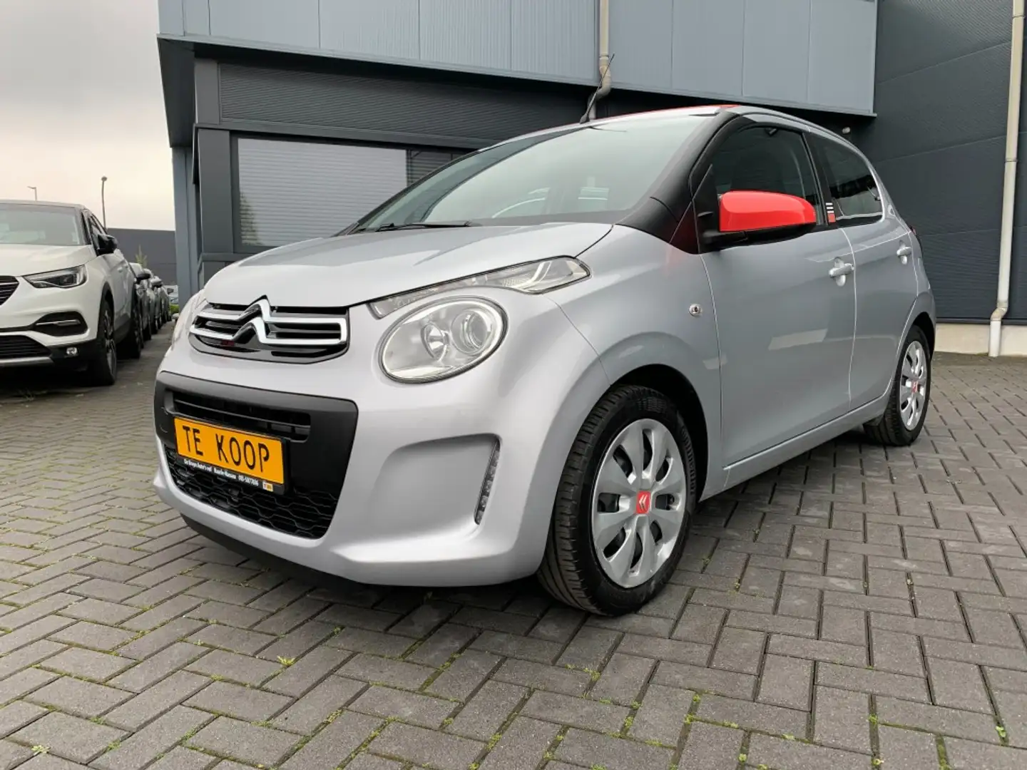 Citroen C1 1.0e-VTi Shine Cabriolet Clima Grijs - 1