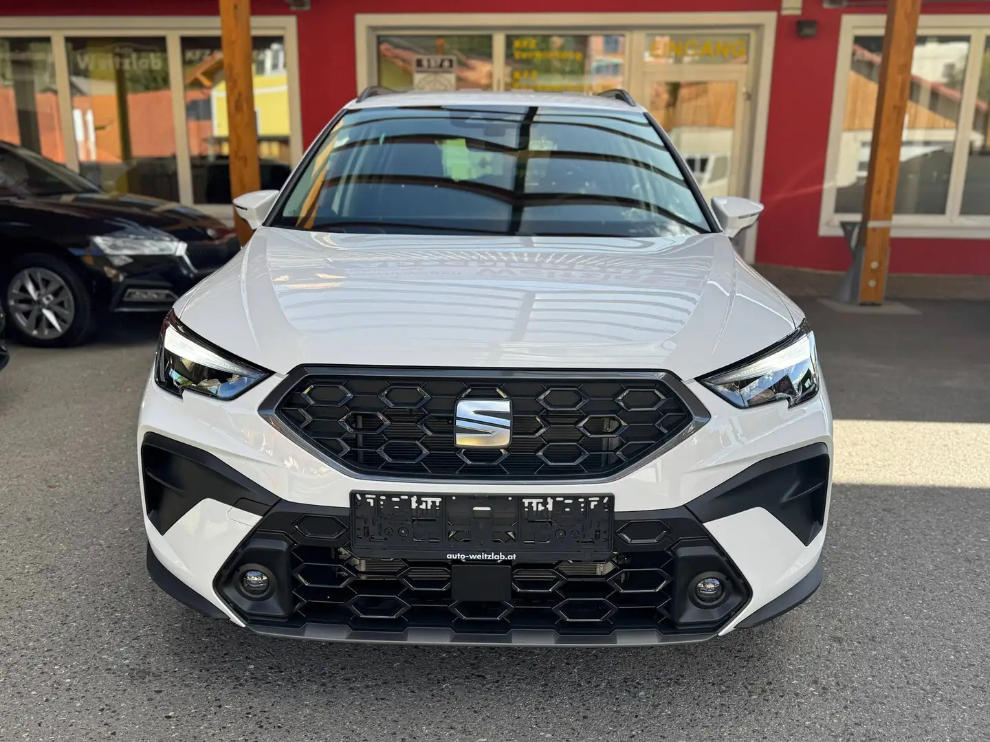 SEAT Arona Arona Reference Edition 1,0 TSI Weiß - 2
