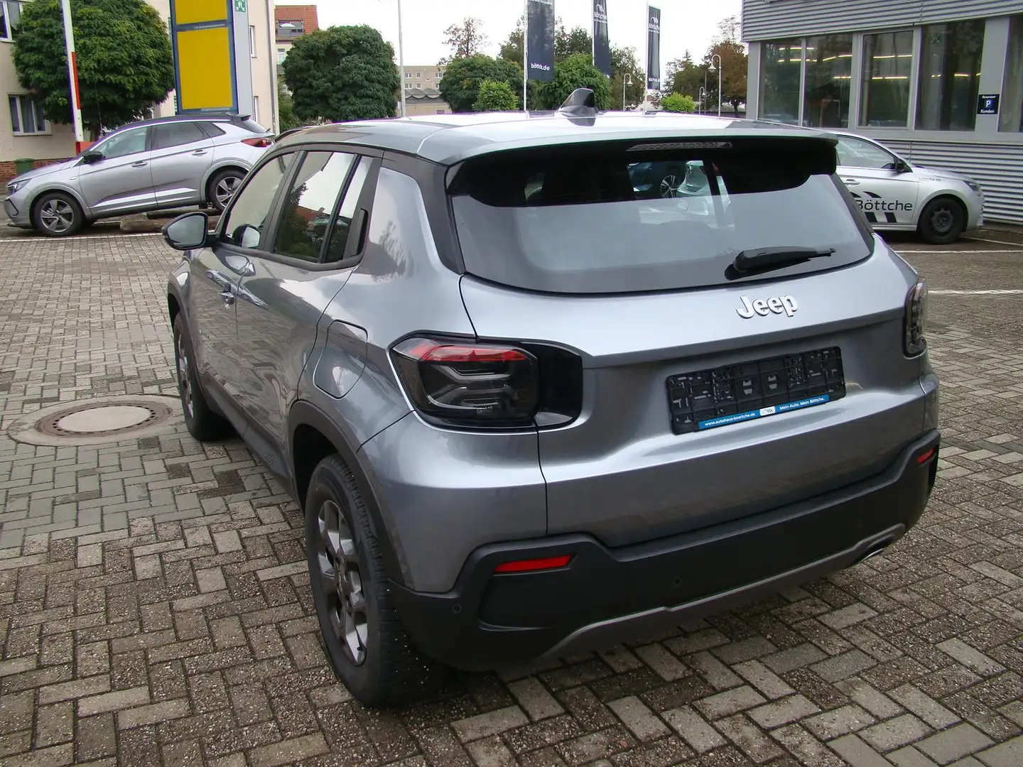Jeep Avenger 1.2 T-GDI KAT Gris - 2