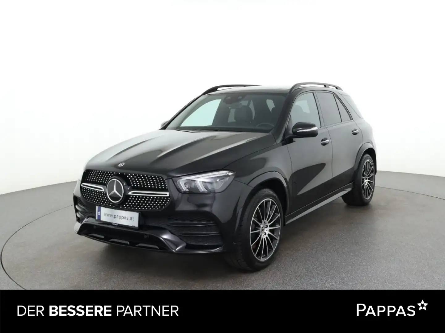 Mercedes-Benz GLE 300 d 4MATIC Cam Distr Navi Pano Airm AHK Schwarz - 1